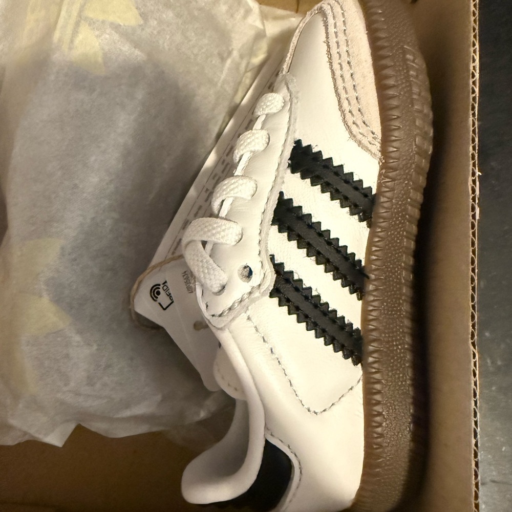 BRAND NEW Samba OG Trainer